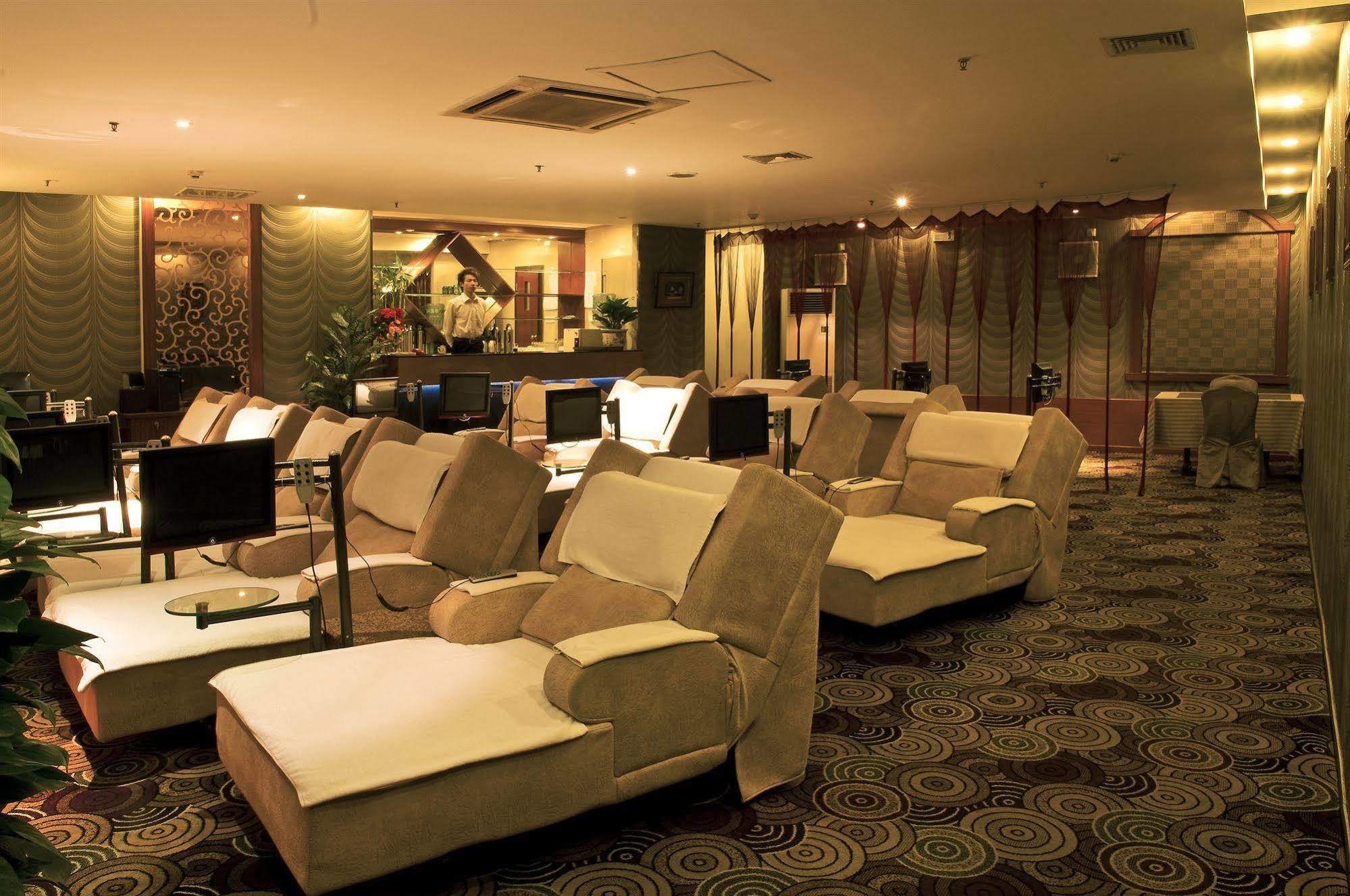 Wa King Town Hotel Гуанджоу Екстериор снимка