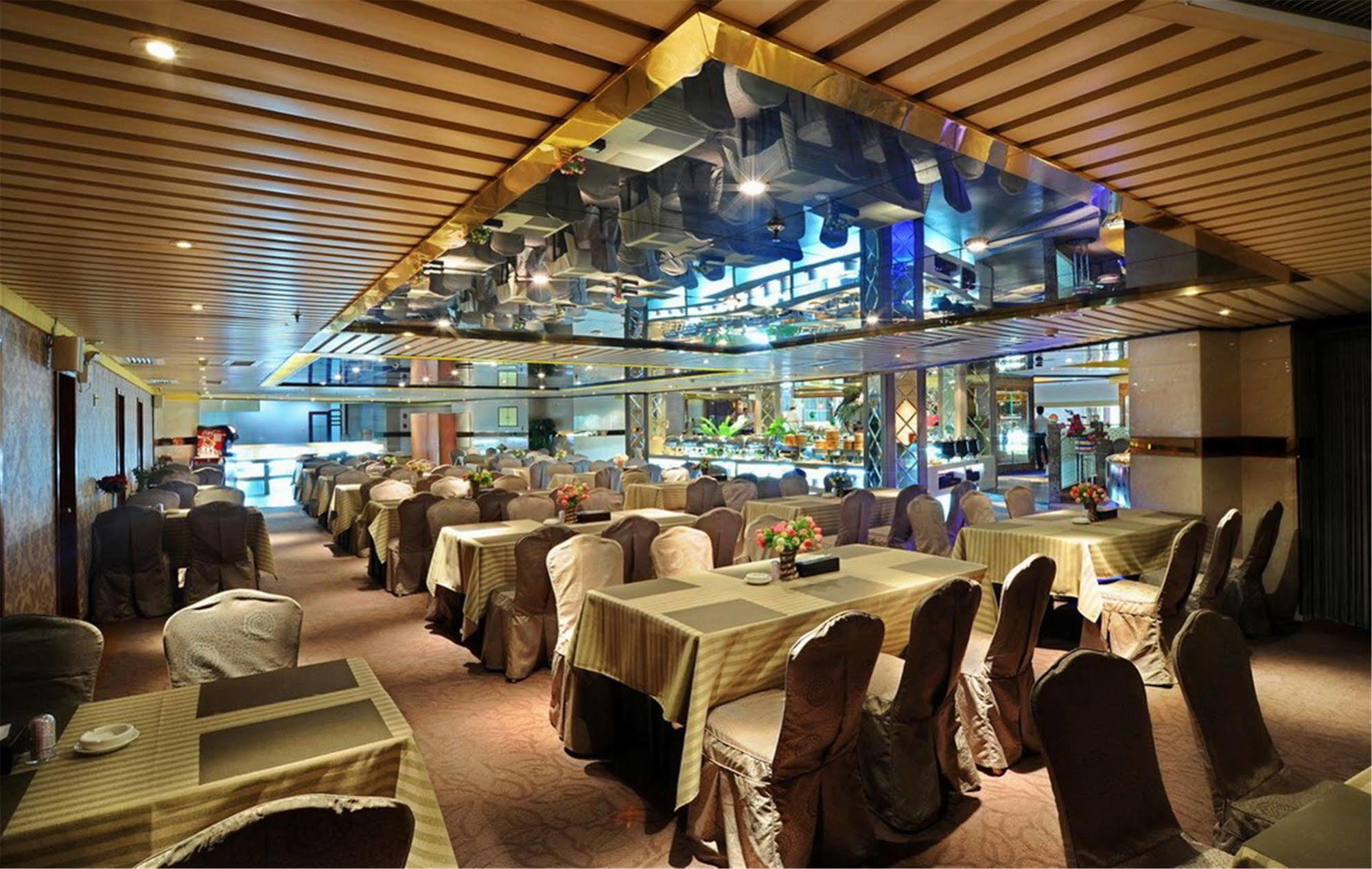 Wa King Town Hotel Гуанджоу Екстериор снимка