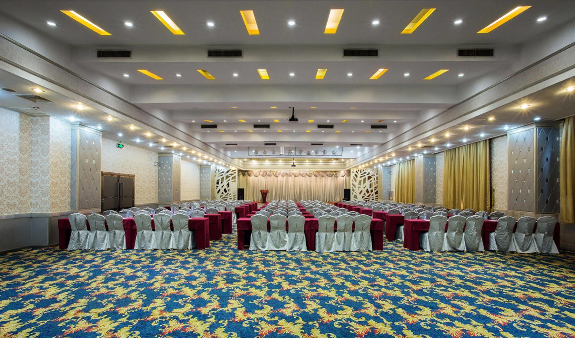 Wa King Town Hotel Гуанджоу Екстериор снимка